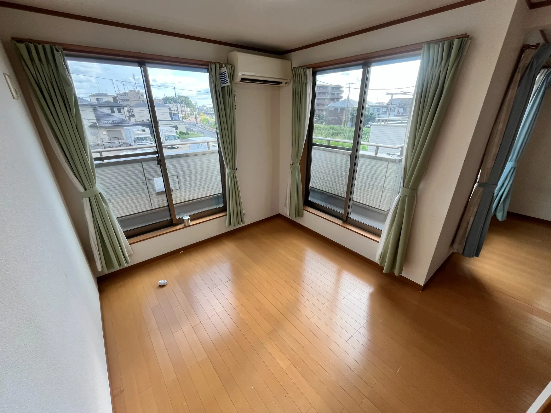 戸田市新曽2296-1戸建て